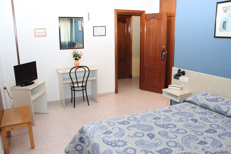 Hotel Catalán Puerto Real Esterno foto