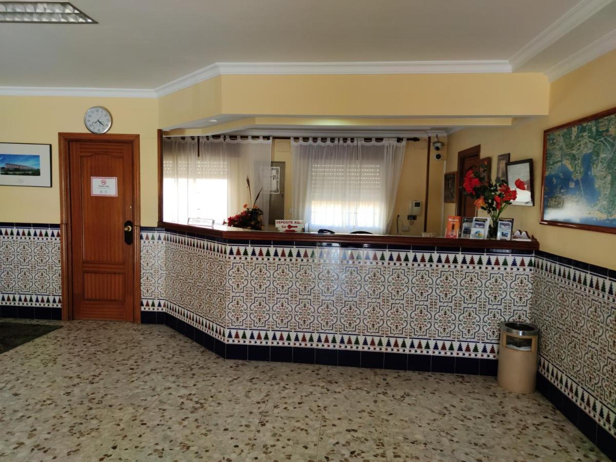 Hotel Catalán Puerto Real Esterno foto