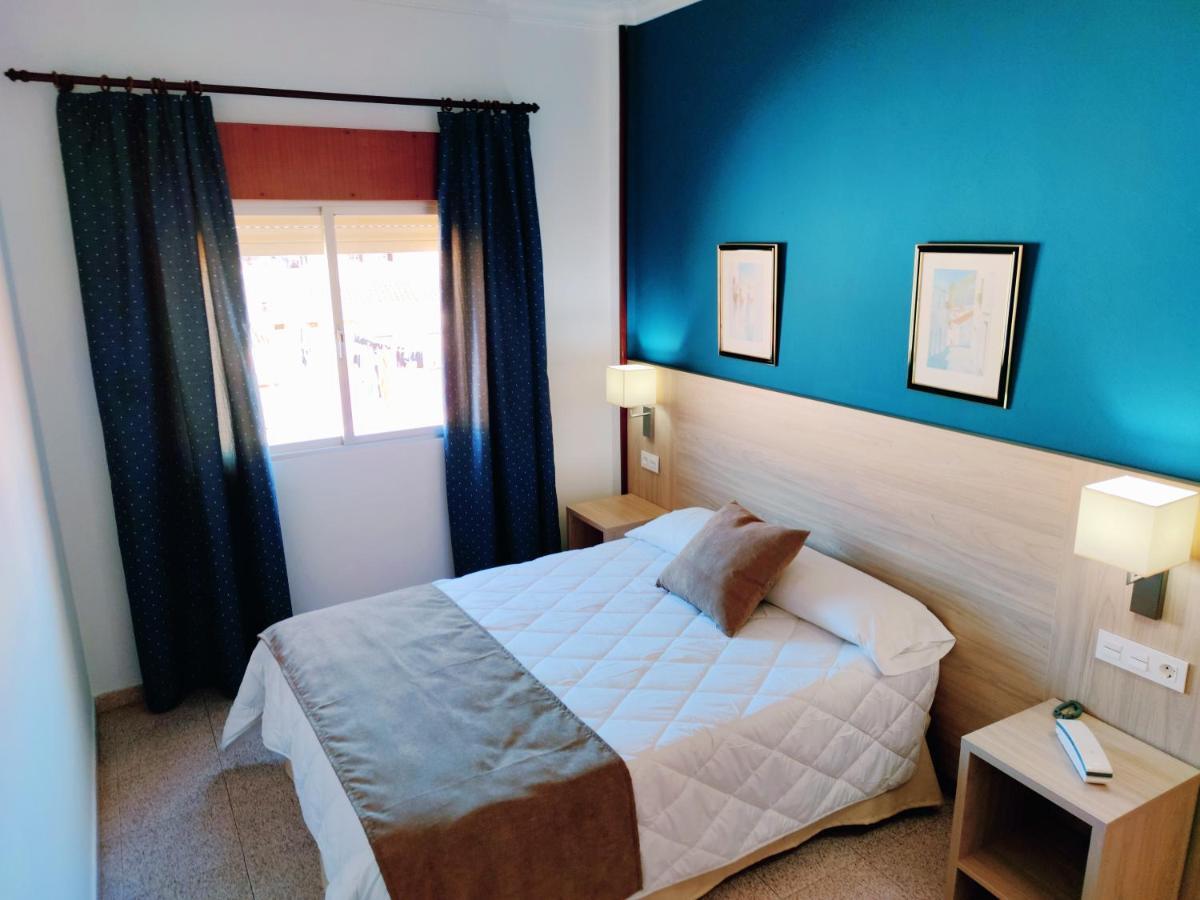 Hotel Catalán Puerto Real Esterno foto
